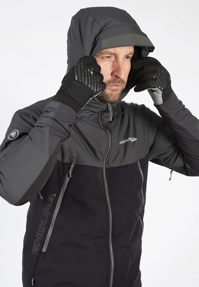 Endura MT500 Freezing Point Jacket in Black-11