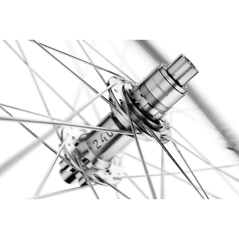 DT Swiss FR 1500 Ltd Ed 29in 30mm Boost Rear Wheel in Silver-2