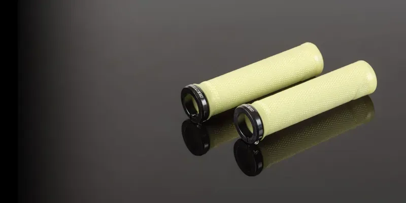 Renthal Single Collar Traction 134mm Lock-on Grips in Yellow