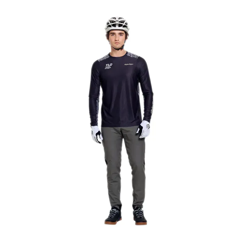 Troy Lee Designs Skyline Pro Air LS Jersey in Ridgeline Carbon-9